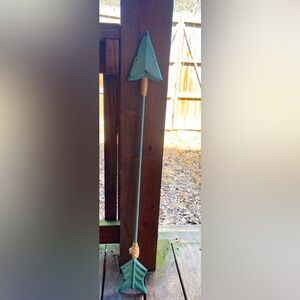 Metal Arrow Hanging Wall Decor for Farmhouse Southwest Rustic Home Decor